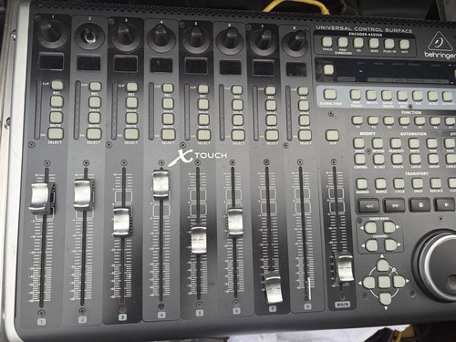 Behringer touch compact midi - x-touch,