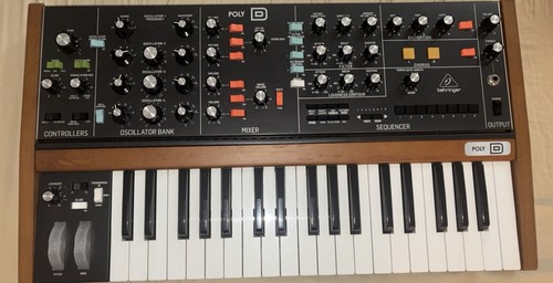 Behringer poly analog - behringer, d