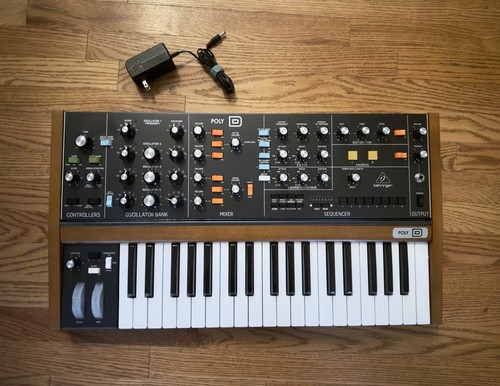 Behringer poly analog - poly, d