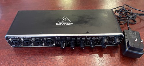 Behringer phoria umc404hd - behringer,